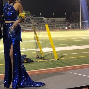 blue sequin Sherri Hill prom dress